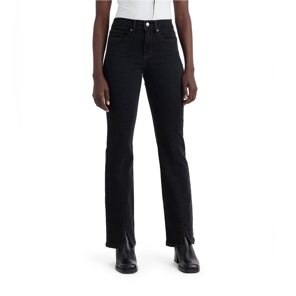 Levi's Denim - NWT Levi’s 314 Shaping Straight Jeans Size 31